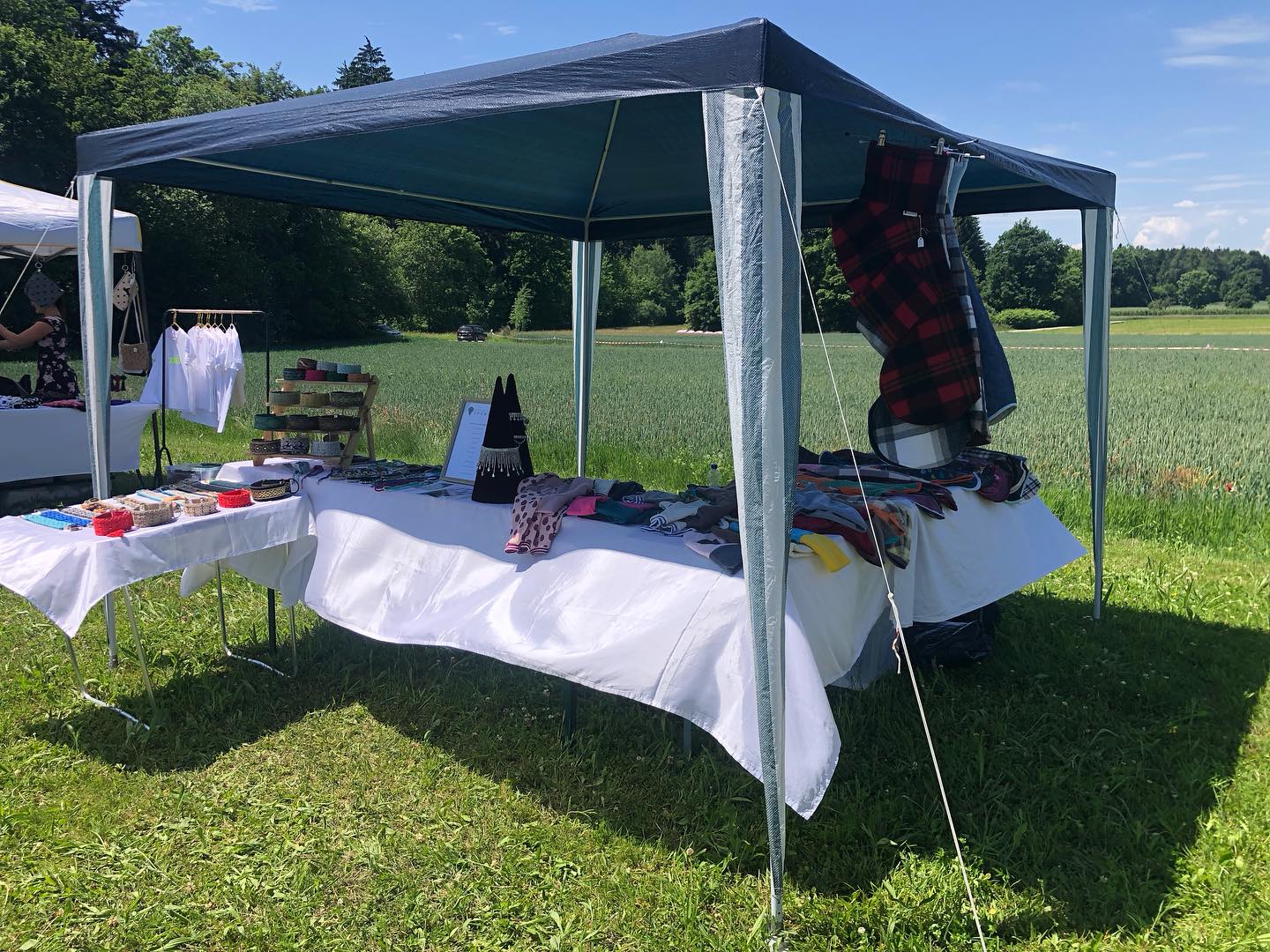 Marktstand von Vintage Collar Dogwear auf einer Windhundveranstaltung