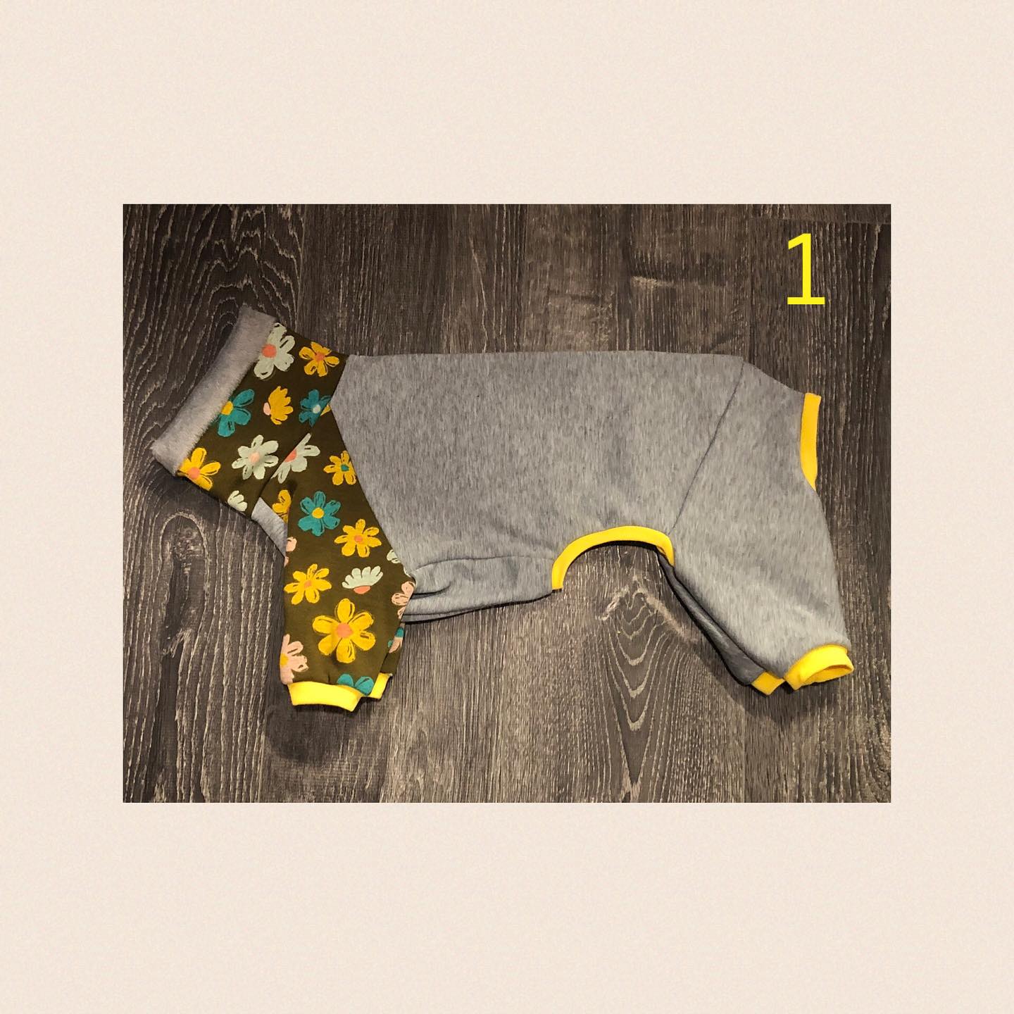 Grau & Gelb Floral